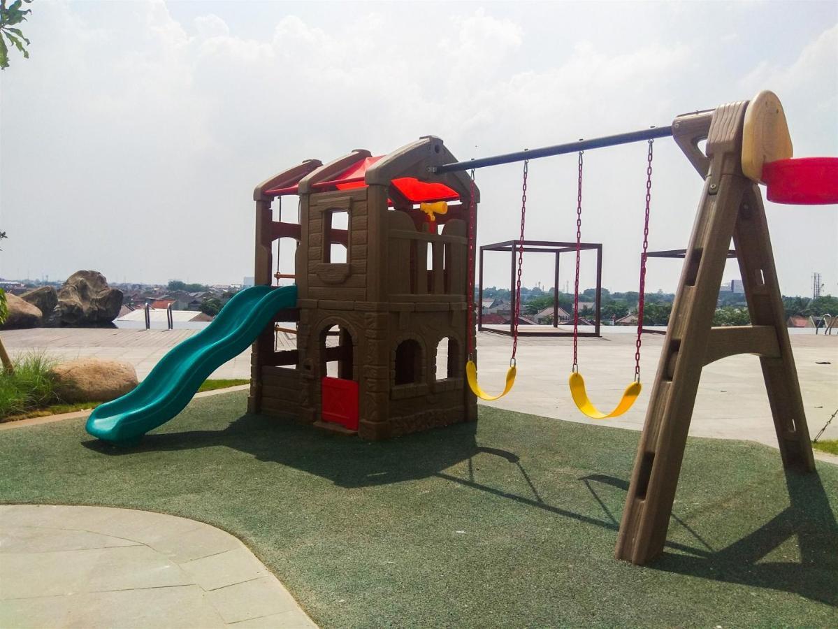 Apartemen Modern 2br Grand Kamala Lagoon By Travelio *